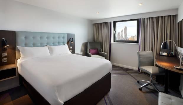 Premier Inn London Kensington エクステリア 写真